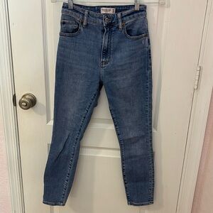 abercrombie and fitch super skinny ankle high rise jean